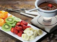 طرز تهیه دسر خوشمزه فوندوی شکلاتی