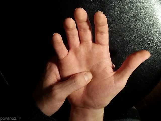 ماساژ انگشت ها و آرام کردن دردهای بدن