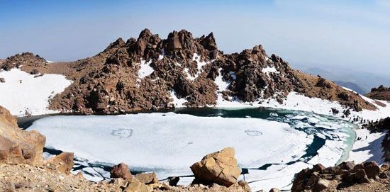 تالاب ها و دریاچه های زیبای ایران را ببینید
