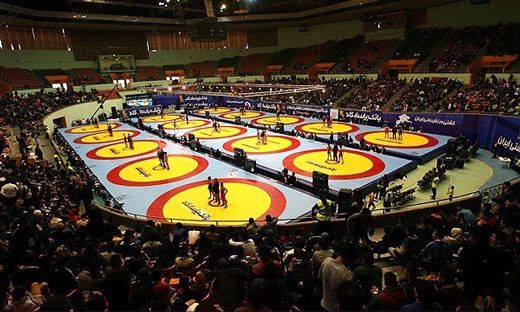 نگاهی به ورزشگاه های فرسوده ایران