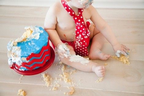 عکس های کودک بامزه در حال خرابکاری