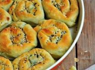 بورک گل اسفناج غذای لقمه ای خوشمزه