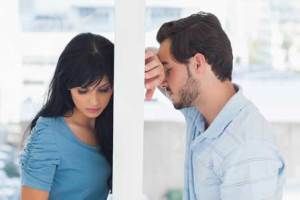 زنم قبل از ازدواج با مرد سن بالا رابطه داشت