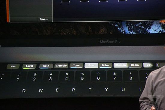 مک بوک پرو با Touch Bar خودنمایی می کند