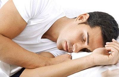 در فصول سرد سال روزانه چند ساعت بخوابیم؟
