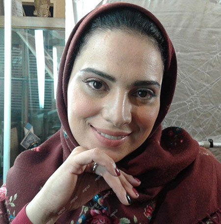 بیوگرافی و تصاویر روشنک عجمیان بازیگر