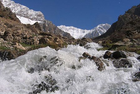 سفر به منطقه زیبای دنا در در غرب کشور