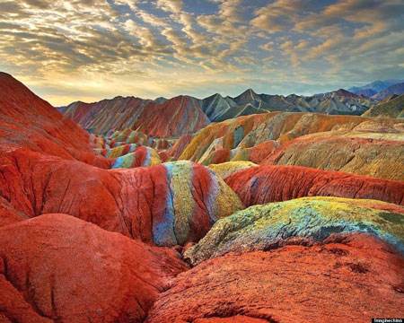 مکان های دیدنی جالب و عجیب در جهان را ببینید