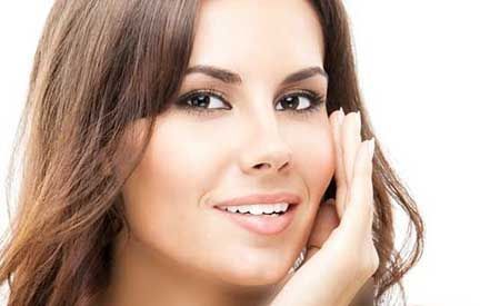 توصیه هایی به خانم های با پوست حساس