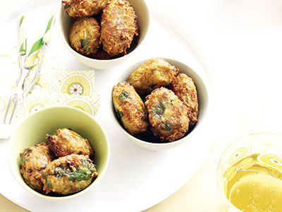 آموزش تهیه کوکوی بادمجان و پنیر خوش طعم
