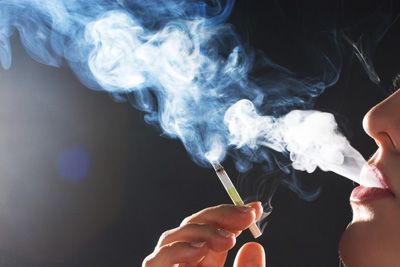 این مطلب را بخوانید و دیگر سیگار نکشید