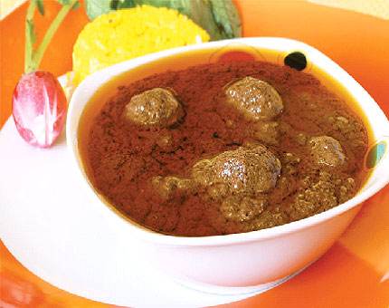 طرز تهیه خورش فسنجان همراه هویج خوش طعم