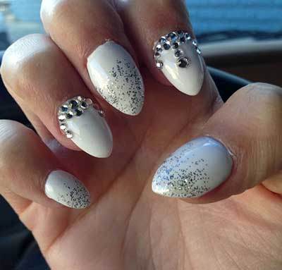 کاشت ناخن در زنان و توصیه های مهم سلامتی