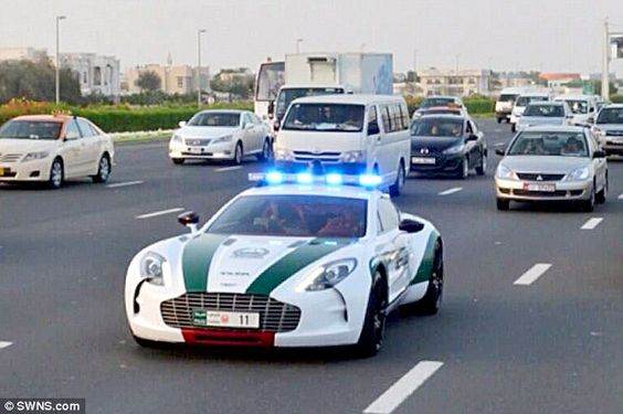 عکس های ماشین های سوپرلوکس پلیس دبی