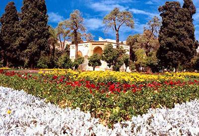 سفر به باغ زیبای جهان نما در شهر شیراز