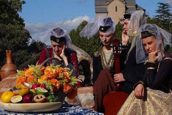 لباس های محلی زنان کشورهای مختلف