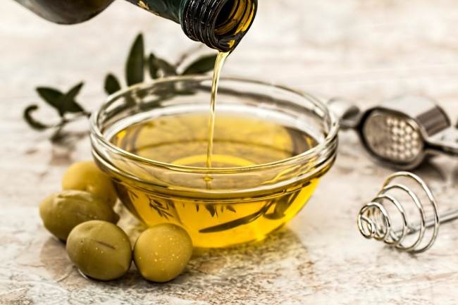 این غذاها شما را جوان تر و زیباتر می کنند
