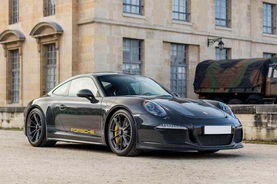 گران ترین خودروهای کلاسیک در RM Sotheby فرانسه