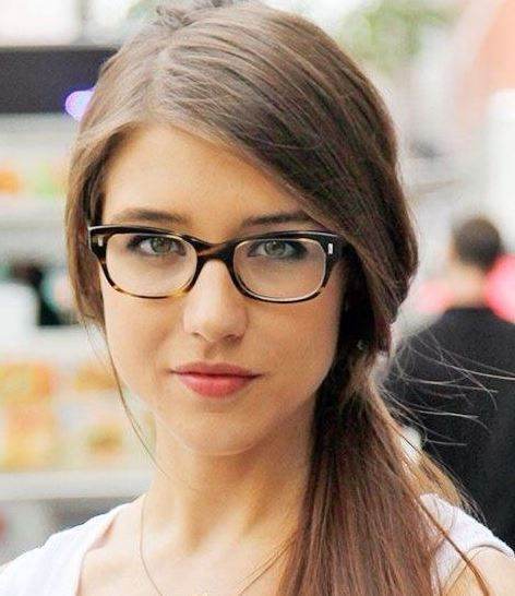 انواع مدل های عینک زنانه طبی و آفتابی