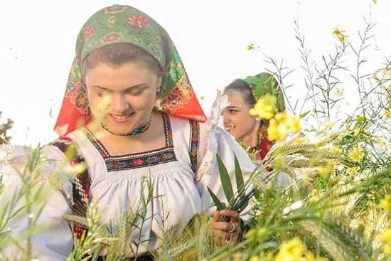 لباس های محلی زنان کشورهای مختلف