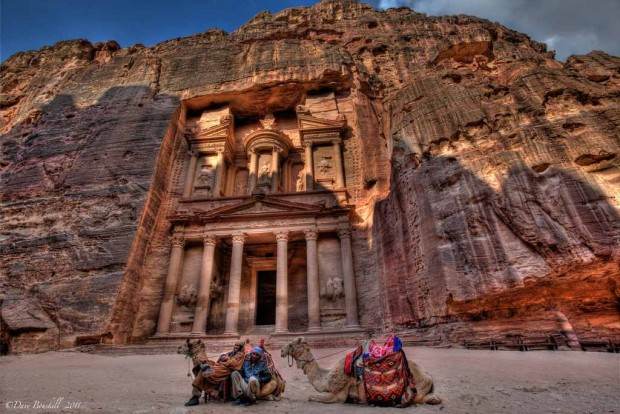 آثار موجودات فرازمینی در بناهای رازآلود تاریخی جهان
