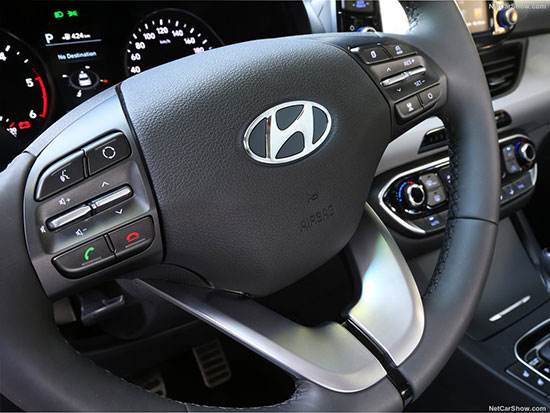بررسی کامل خودرو Hyundai i30 محبوب جوانان