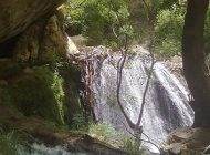 سفر به آبشار زیبا و دیدنی تنگ تامرادی