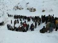 همه چیز درباره کولبران و جدال بر سر نان