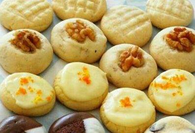 طرز تهیه شیرینی برای عید نوروز