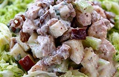 طرز تهیه سالاد والدورف مرغ رژیمی خوشمزه