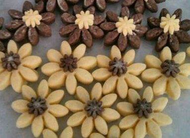 طرز تهیه شیرینی شکوفه قند خوشمزه