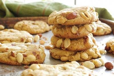 طرز تهیه بیسکویت آجیلی خوشمزه و عالی