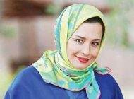 مهراوه شریفی نیا امیر جعفری را روی صحنه بغل کرد