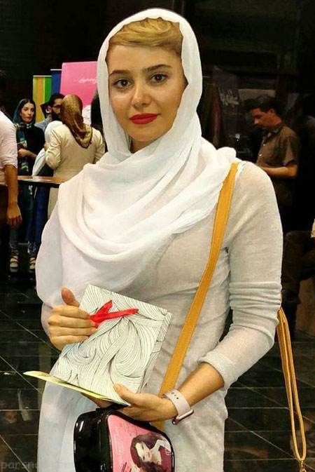 استایل و مدل مانتو به سبک الناز حبیبی