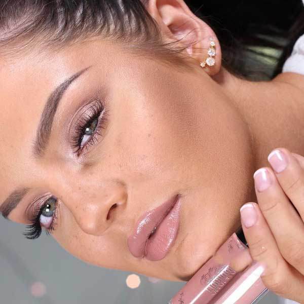 مدل میکاپ و آرایش زنانه زیبا و جذاب 1402 - 2023