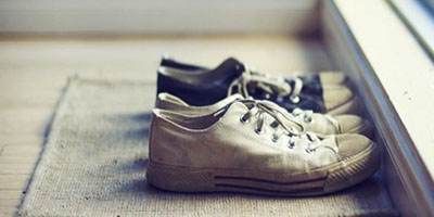 ورود آلودگی به خانه ها با کفش های آلوده