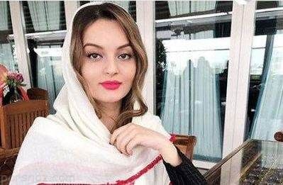 خبرهای داغ در مجله بازیگران و هنرمندان معروف (249)
