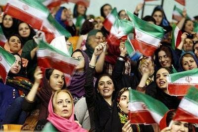چالش جدی حضور زنان در استادیوم های ورزشی