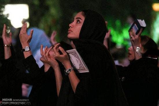 مردم ایران در شب های احیا ماه رمضان