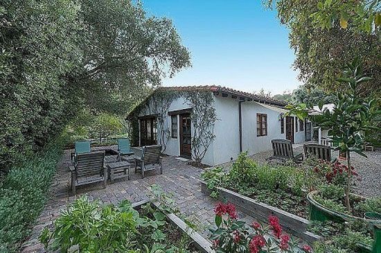ستاره های مشهور که زندگی بسیار ساده ای دارند