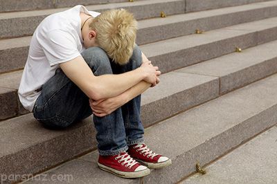 وقتی نوجوانان گوشه گیری پیشه می کنند