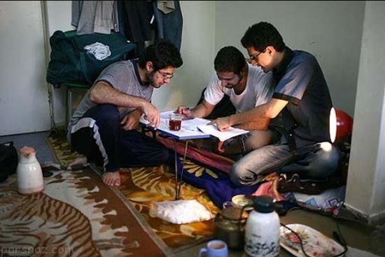 نگاهی به گذران زندگی دانشجویان در خوابگاه