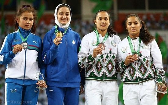 دختران ایرانی در مسابقات کشتی قهرمانی بانوان