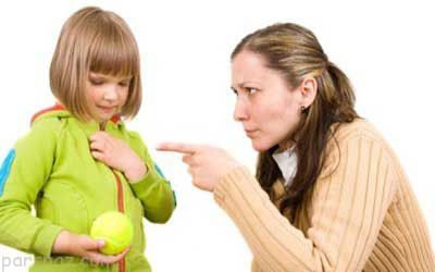 والدین نباید سر کودکان داد بزنند