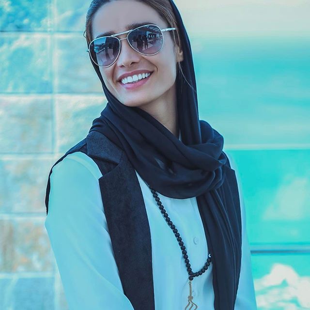 عکس های بدون آرایش تینا آخوندتبار بازیگر و بوکسور