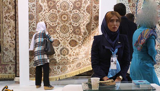خودنمایی دختران خوش اندام ایرانی به عنوان مدل در نمایشگاه ها +عکس
