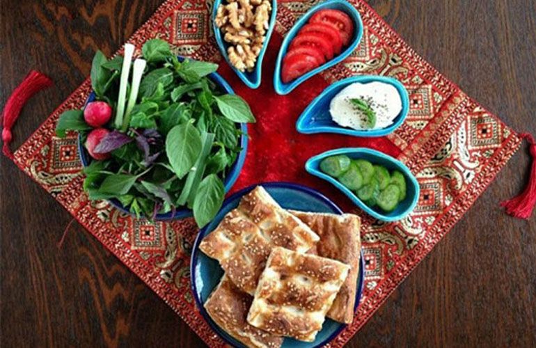 مدل های تزیین سفره افطاری ماه رمضان 98 (تزیینات سفره ماه رمضان)