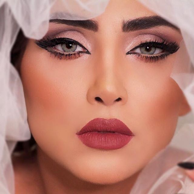 جدیدترین عکس های الهام عرب مدل ایرانی +مدل آرایش به سبک مدلینگ ها