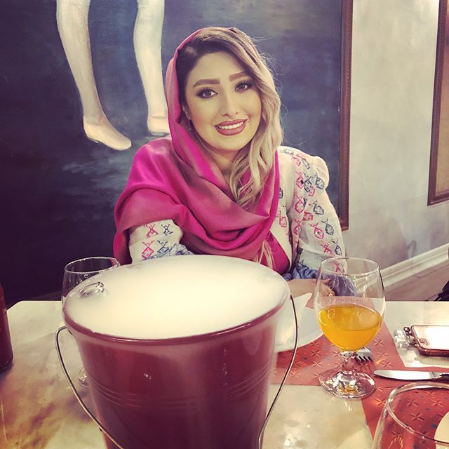 چهره و استایل واقعی مهسا کاشف بازیگر سریال آنام +زندگی شخصی و همسرش