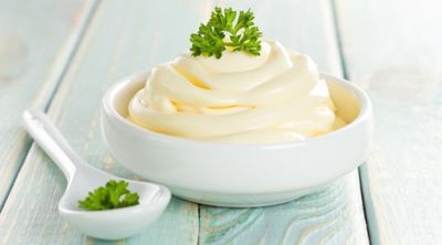 کاربردهای جالب سس مایونز در خانه +روش تهیه خانگی سس سفید